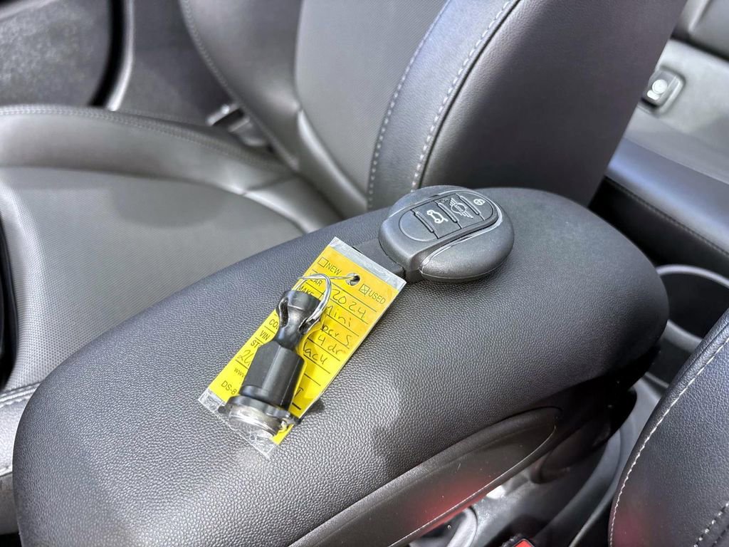 Used 2024 MINI Cooper S image 34