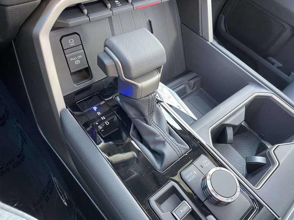 New 2026 Toyota Tundra Limited AWD/4WD image 43