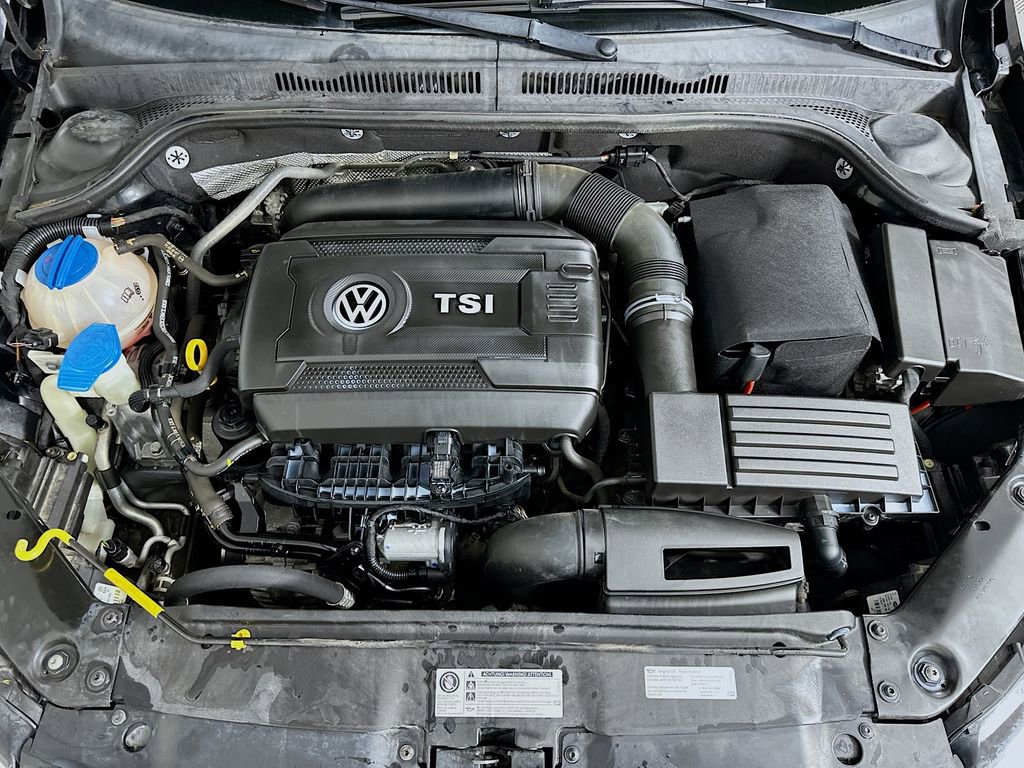 Used 2017 Volkswagen Jetta SEL FWD image 30