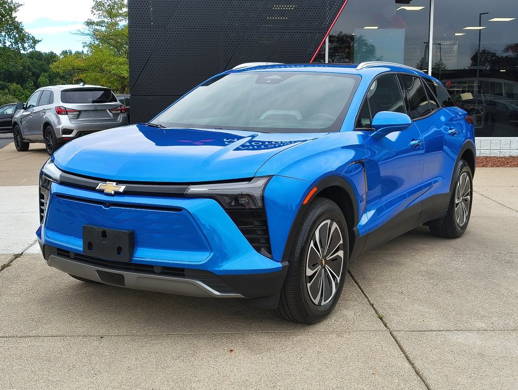 Used 2024 Chevrolet Blazer EV LT AWD/4WD image 1