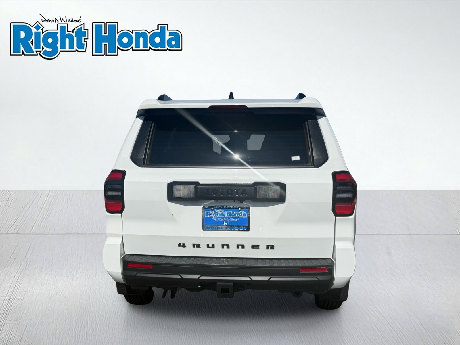 Used 2025 Toyota 4Runner SR5 RWD image 7