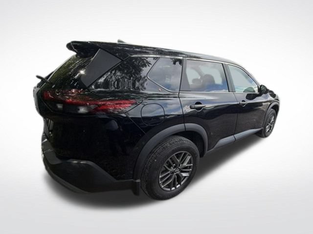 Used 2023 Nissan Rogue S AWD/4WD image 10