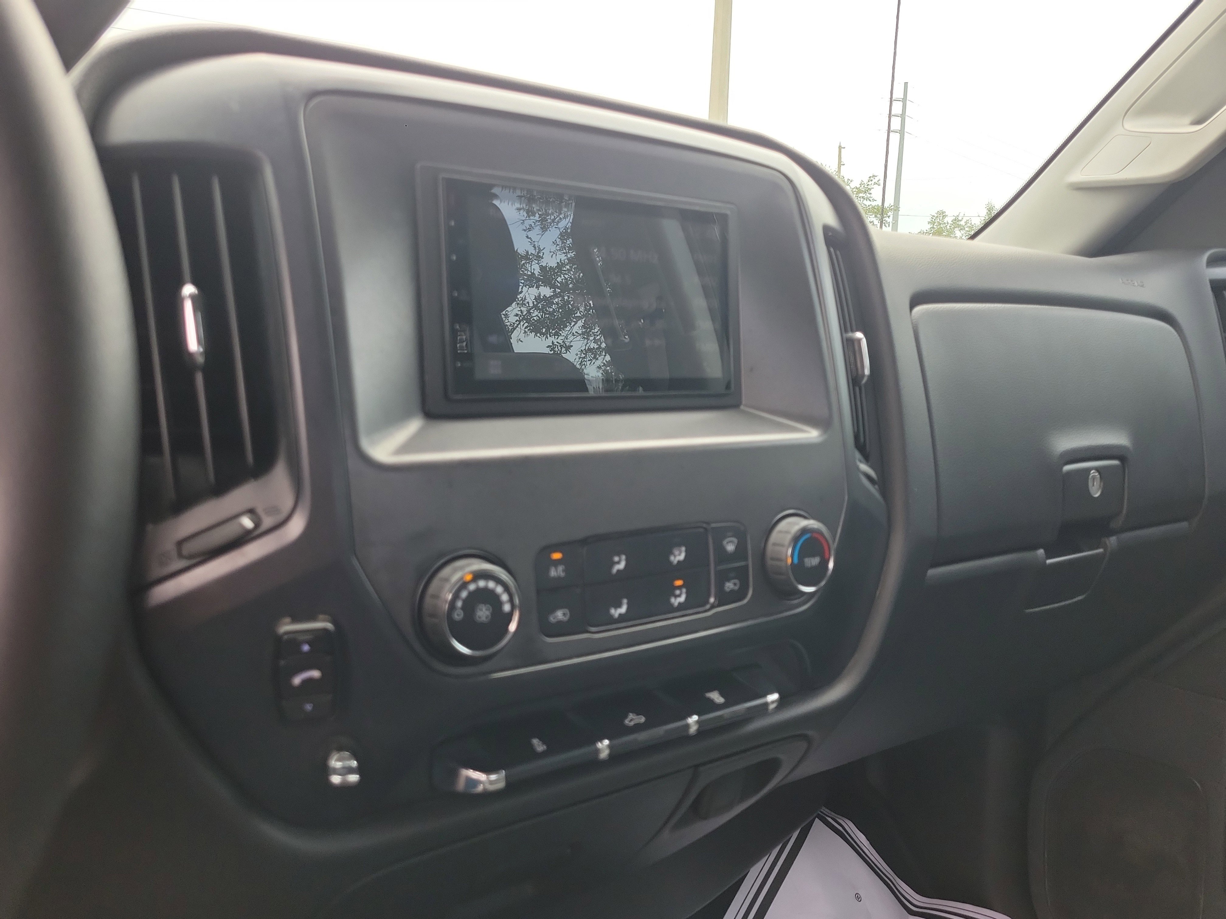 Used 2015 Chevrolet Silverado 2500 W/T image 25