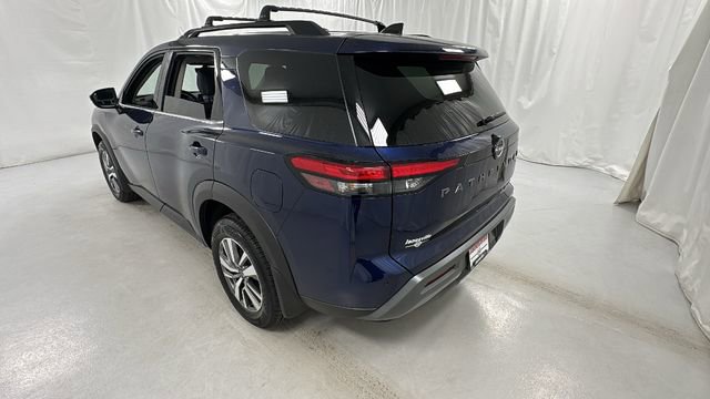 New 2026 Nissan Pathfinder SL image 5