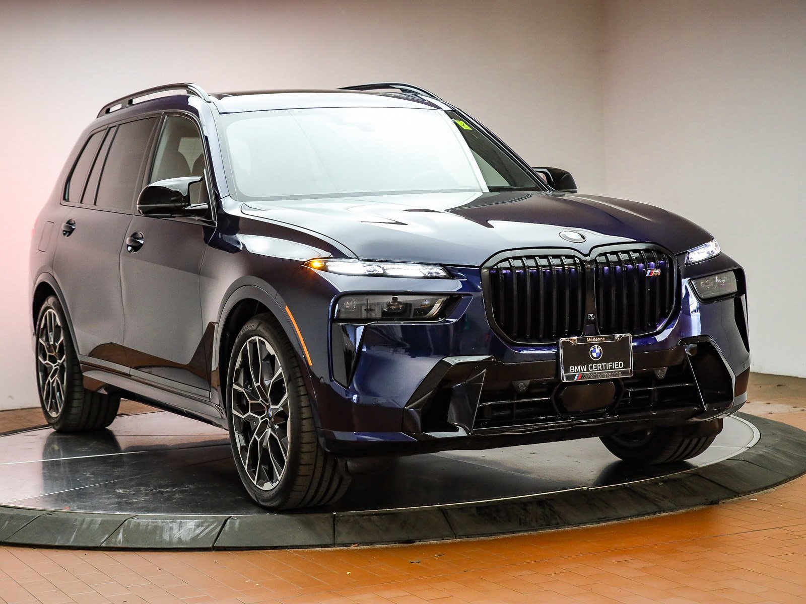 Certified 2025 BMW X7 M60i image 3