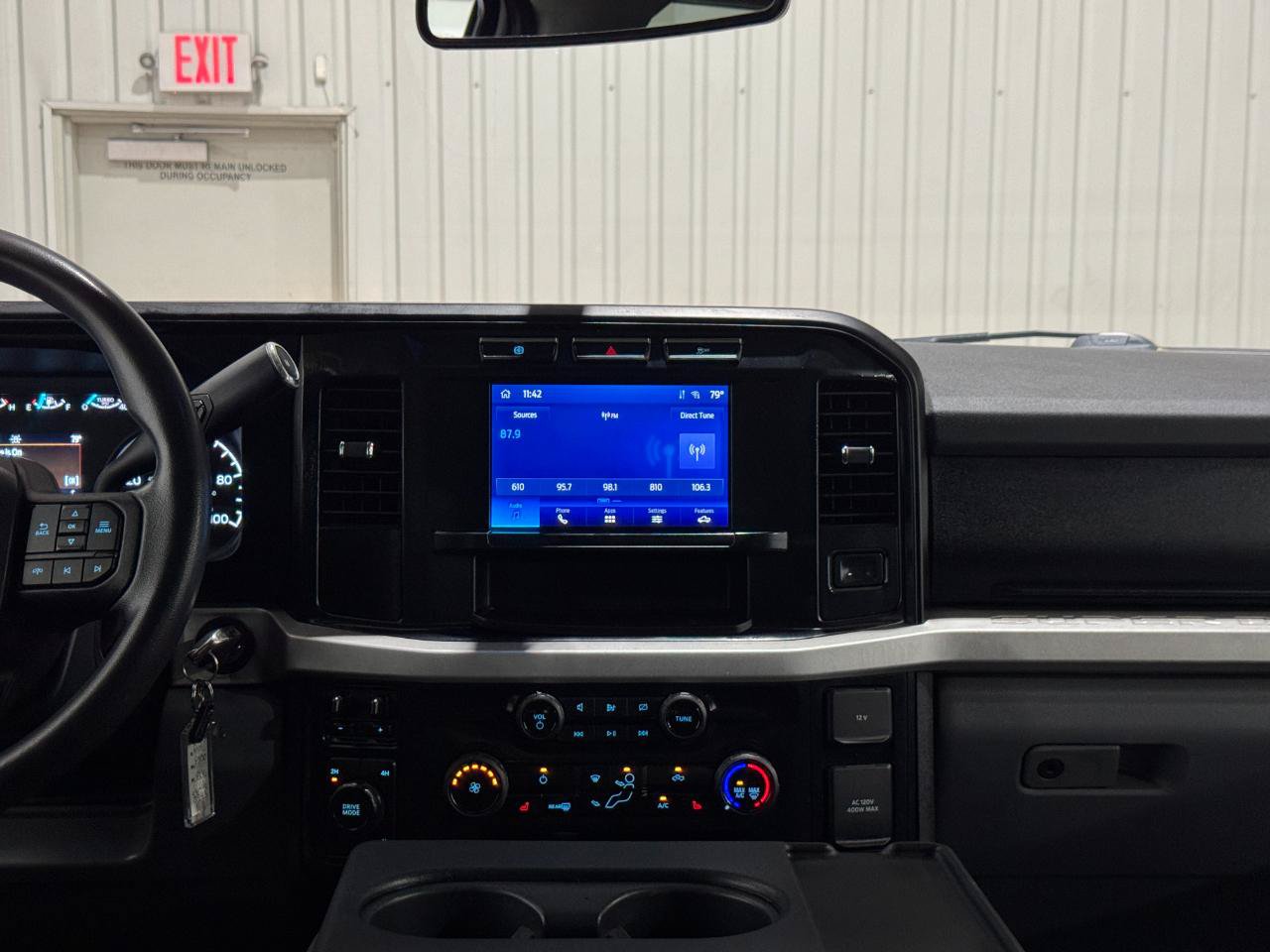 Used 2024 Ford F550 4x4 Crew Cab Super Duty w/ XLT Value Package image 21