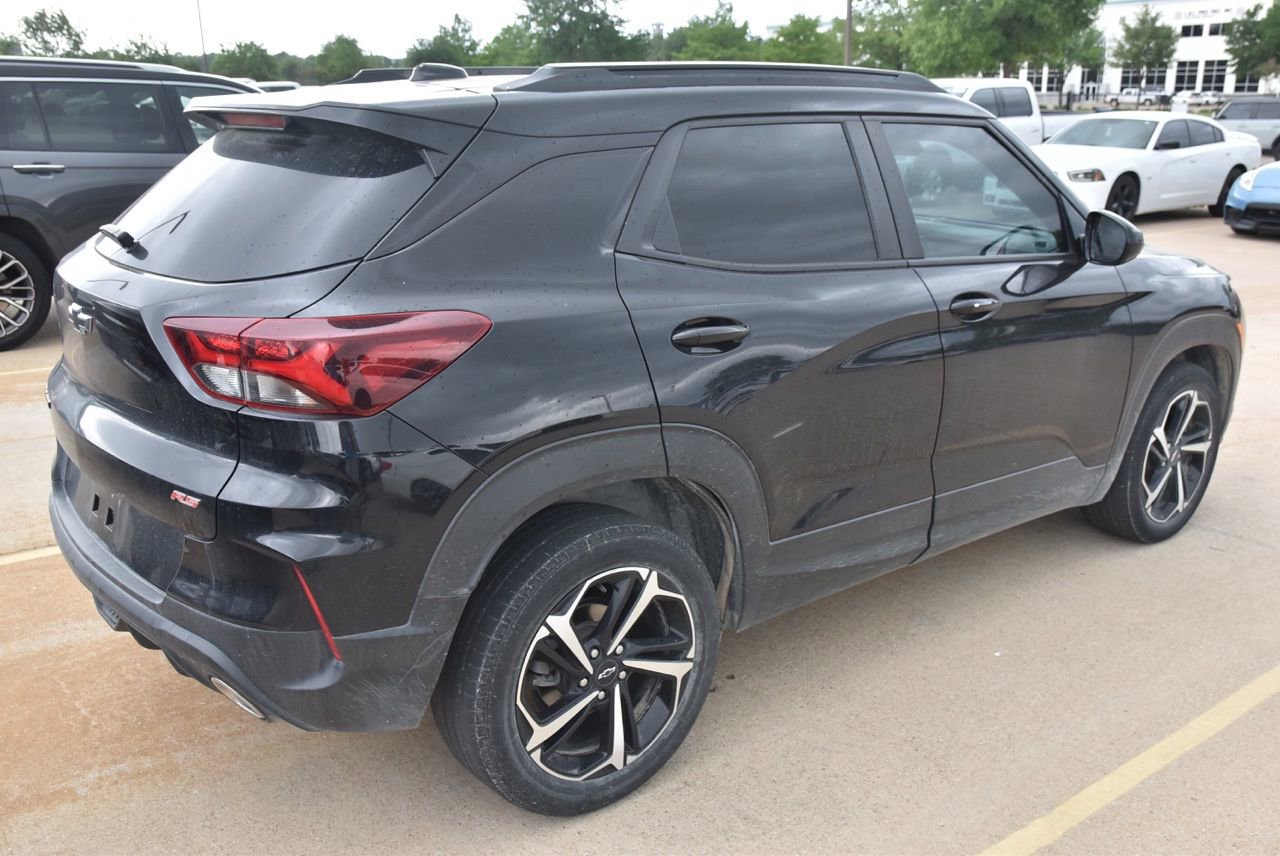 Used 2022 Chevrolet TrailBlazer RS FWD image 5