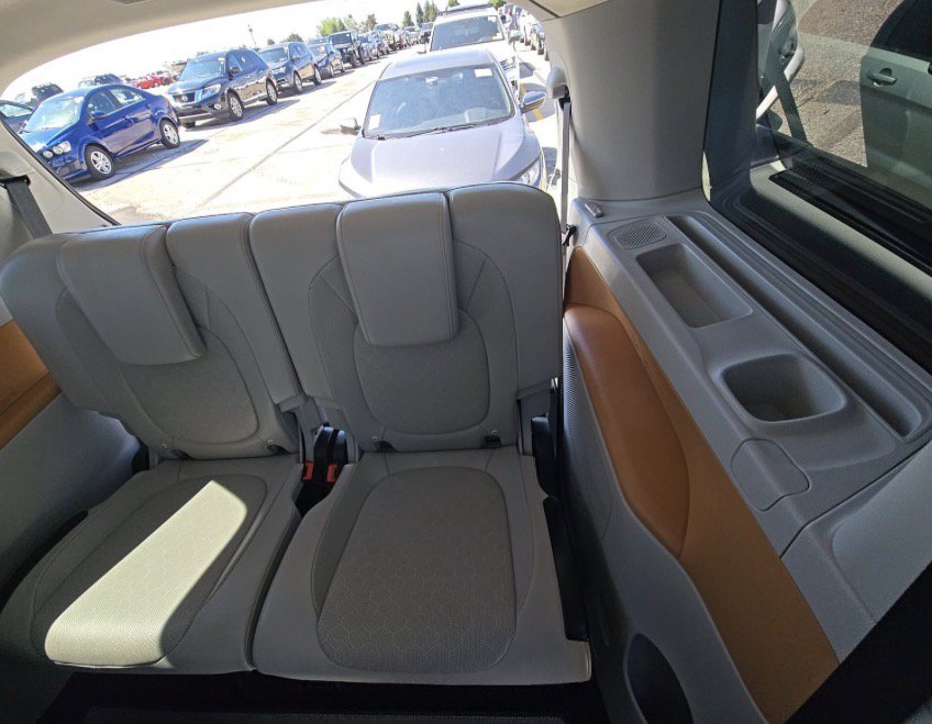 Used 2025 Volkswagen ID. Buzz 1st Edition AWD/4WD image 11
