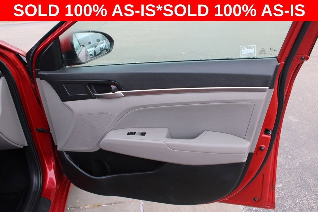 Used 2020 Hyundai Elantra SEL image 18