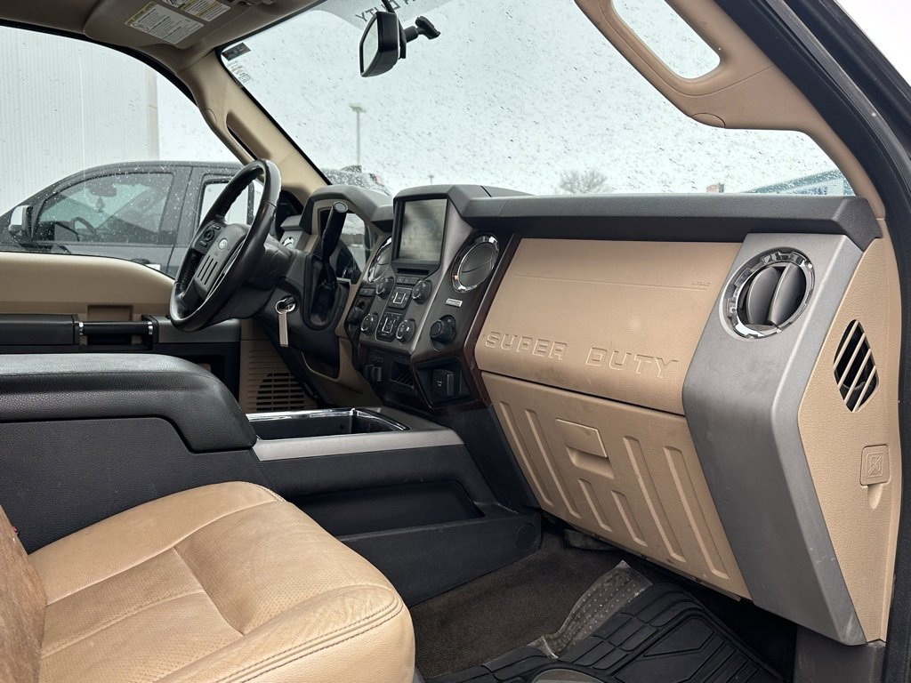 Used 2016 Ford F250 Lariat w/ Chrome Package image 18