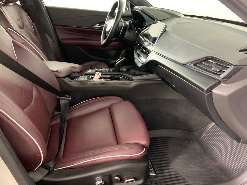 Used 2022 Cadillac CT4 V w/ Technology Package image 16