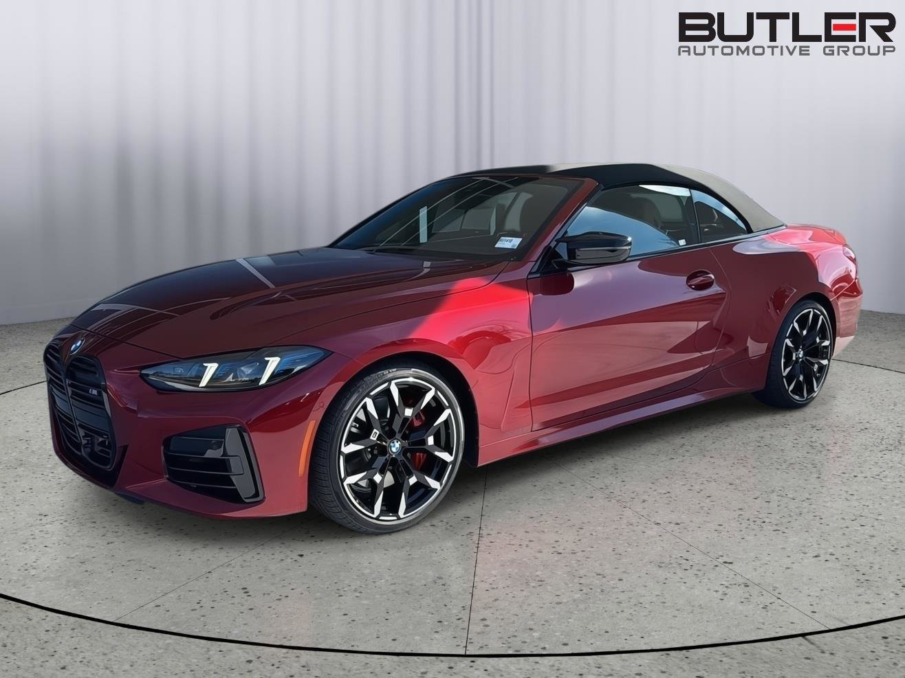 Used 2025 BMW M440i Convertible w/ Premium Package image 2