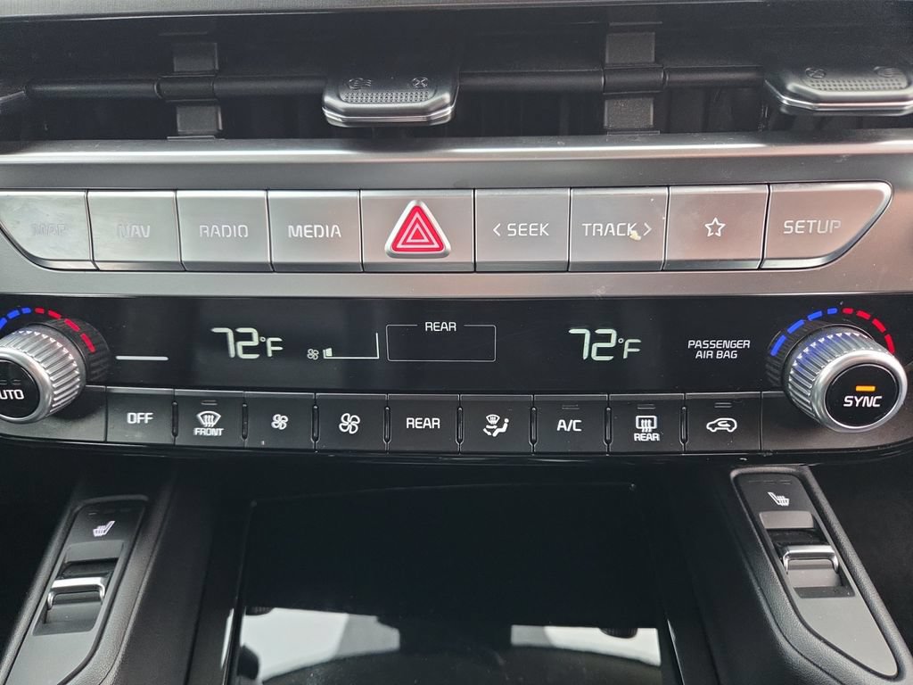 Used 2025 Kia Telluride S AWD/4WD image 18