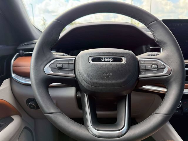 Used 2023 Jeep Compass Limited w/ Elite Group AWD/4WD image 21
