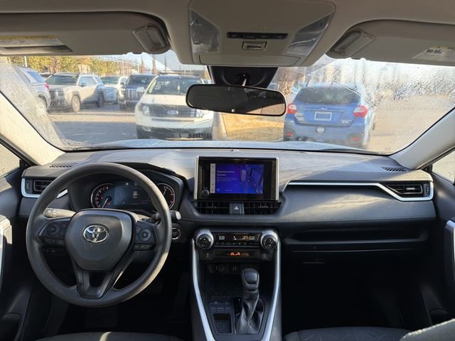 Used 2024 Toyota RAV4 XLE image 18
