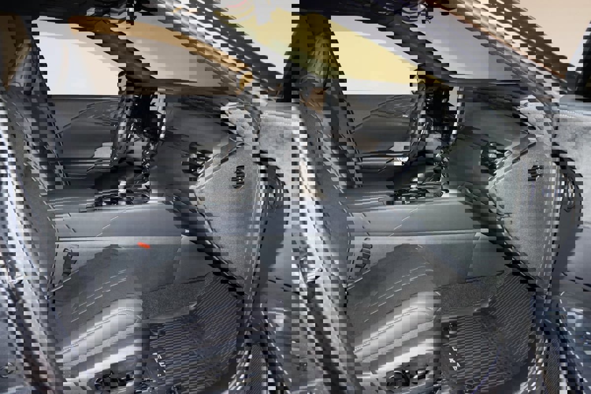 Used 2023 Lexus RX 500h F Sport image 55