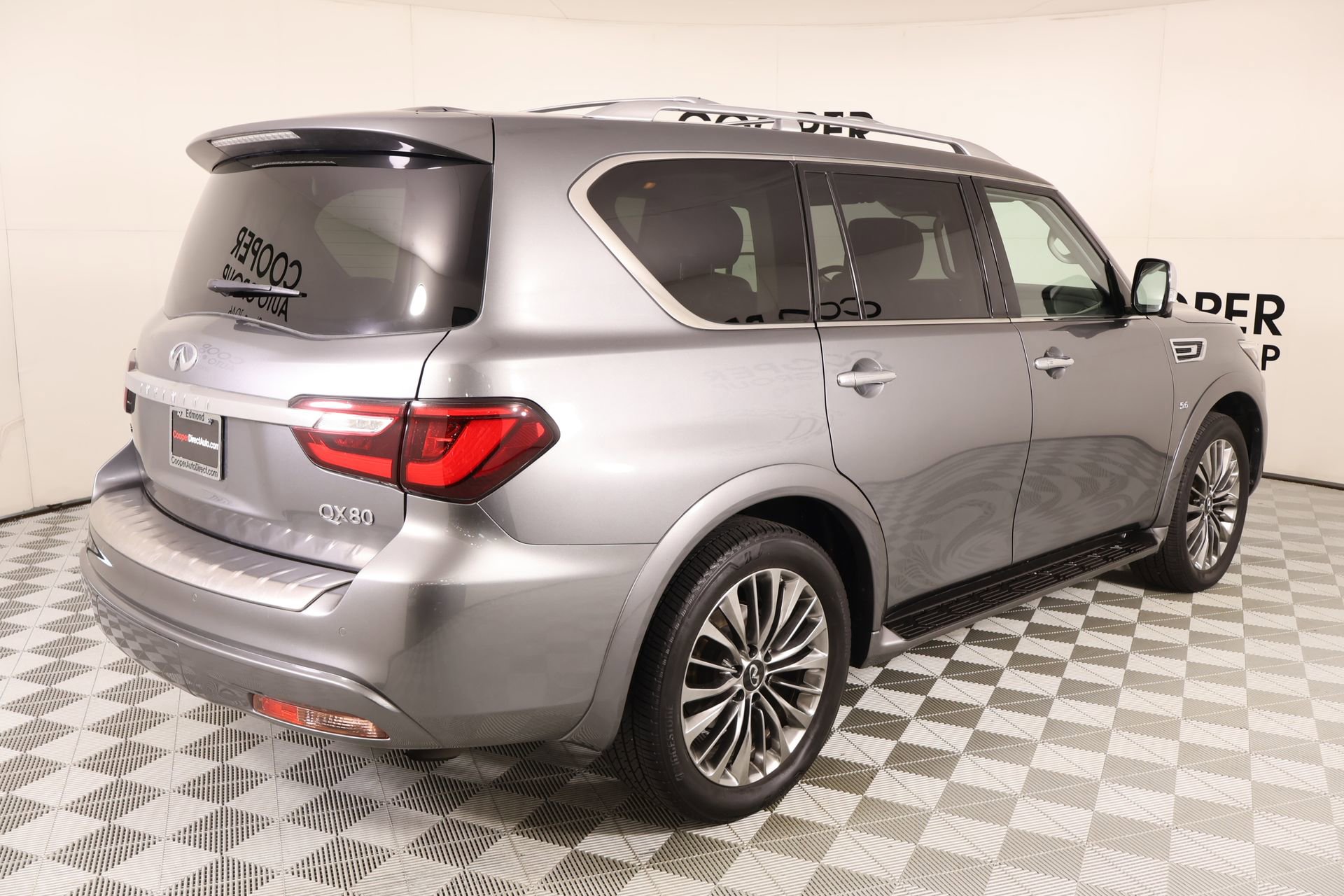 Used 2019 INFINITI QX80 Luxe w/ 22" Wheel Package AWD/4WD image 24
