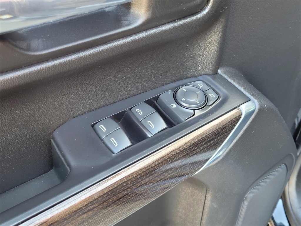 Used 2021 Chevrolet Silverado 1500 RST image 16