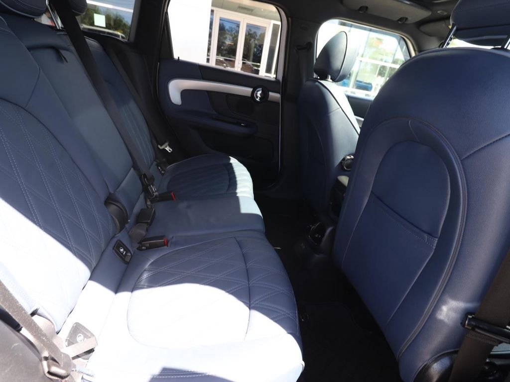 Used 2024 MINI Cooper Countryman S w/ Signature Upholstery Package image 24