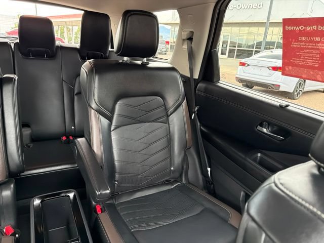 Certified 2025 Nissan Pathfinder Platinum AWD/4WD image 19