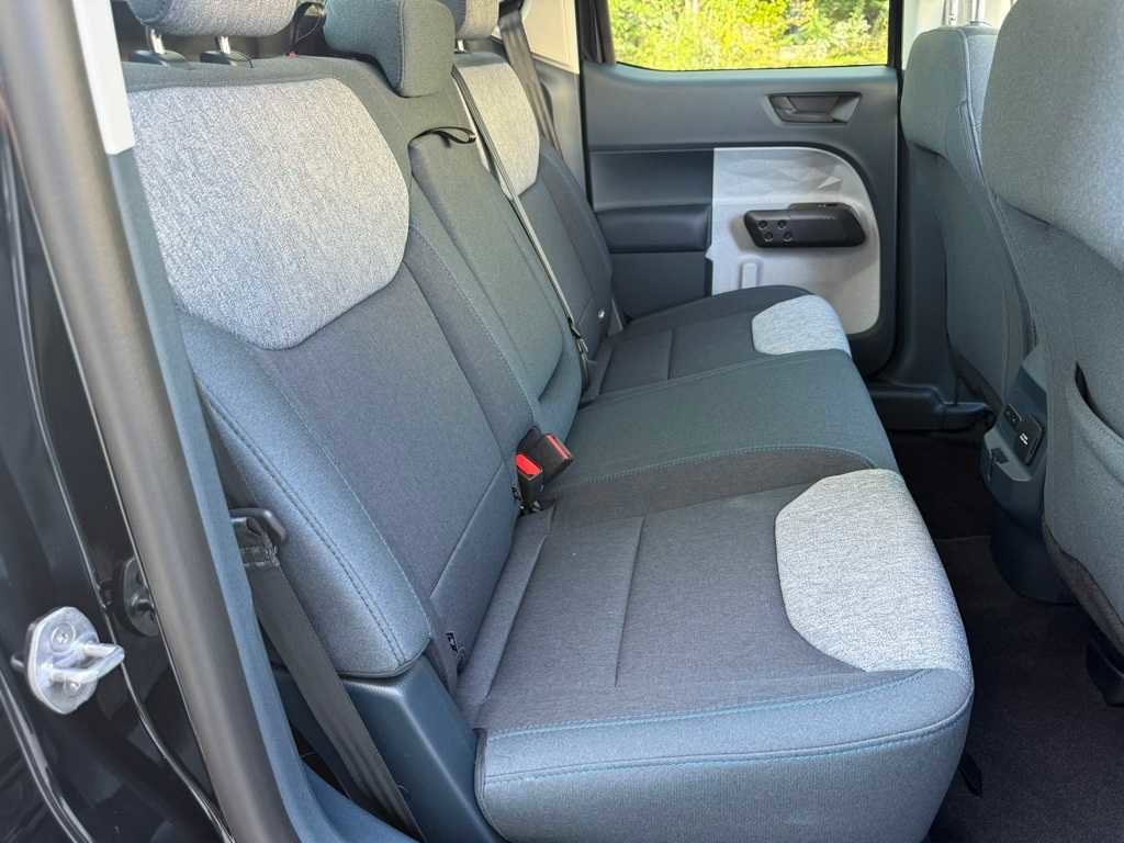 New 2025 Ford Maverick XLT w/ XLT Luxury Package image 7