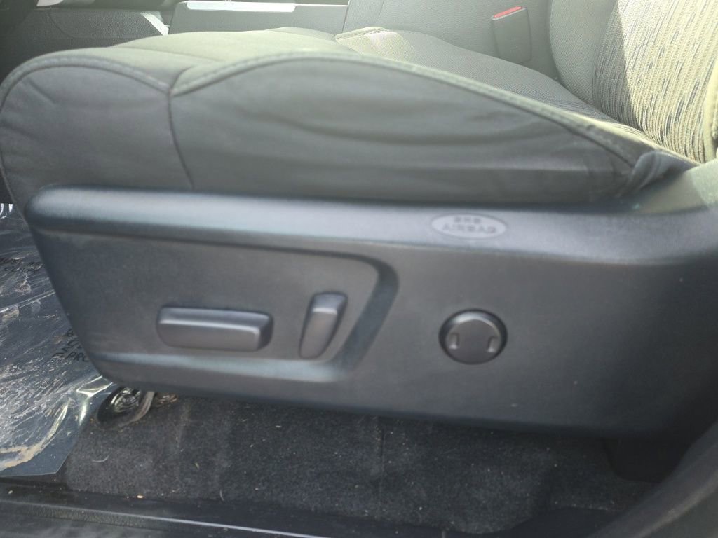 Used 2017 Toyota Tundra SR5 image 11