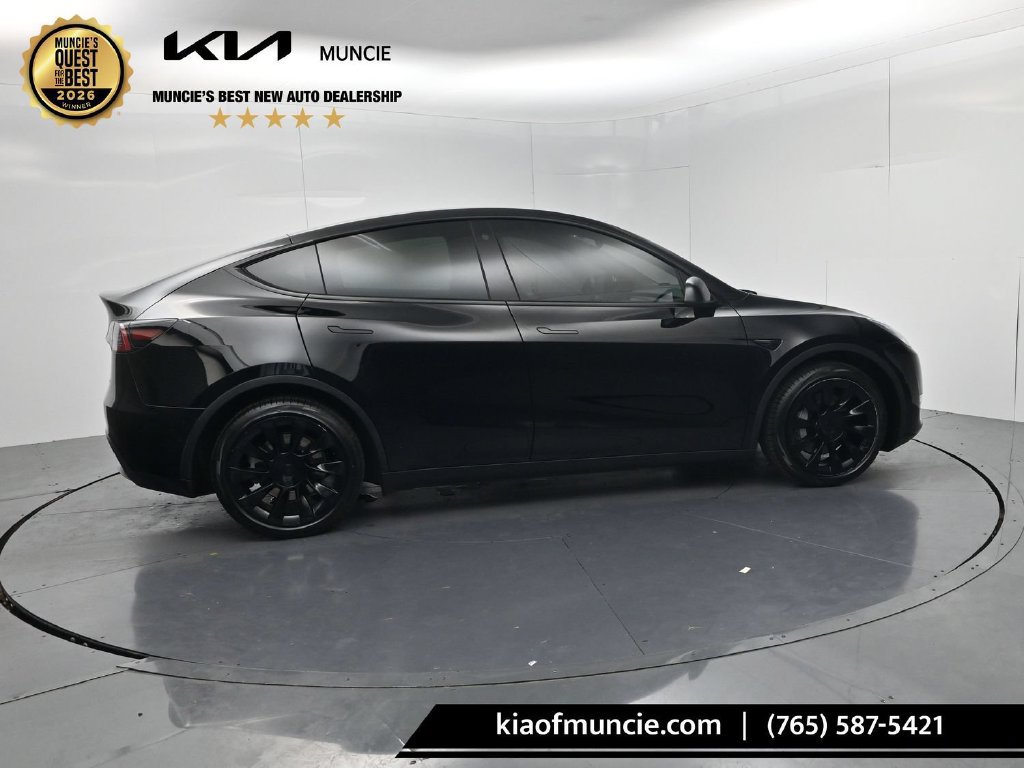 Used 2021 Tesla Model Y Long Range AWD/4WD image 8