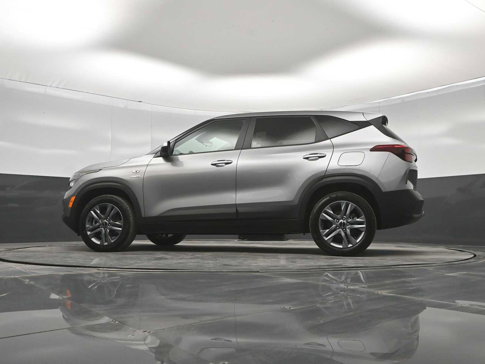 Used 2022 Kia Seltos LX AWD/4WD image 37