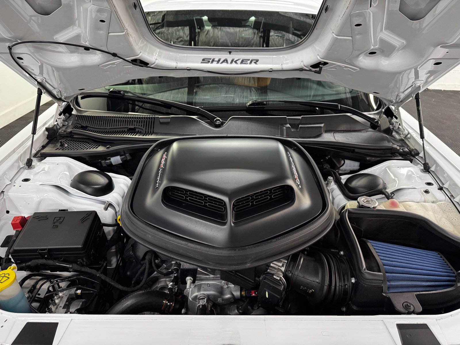 Used 2021 Dodge Challenger R/T Scat Pack w/ Shaker Package RWD image 9