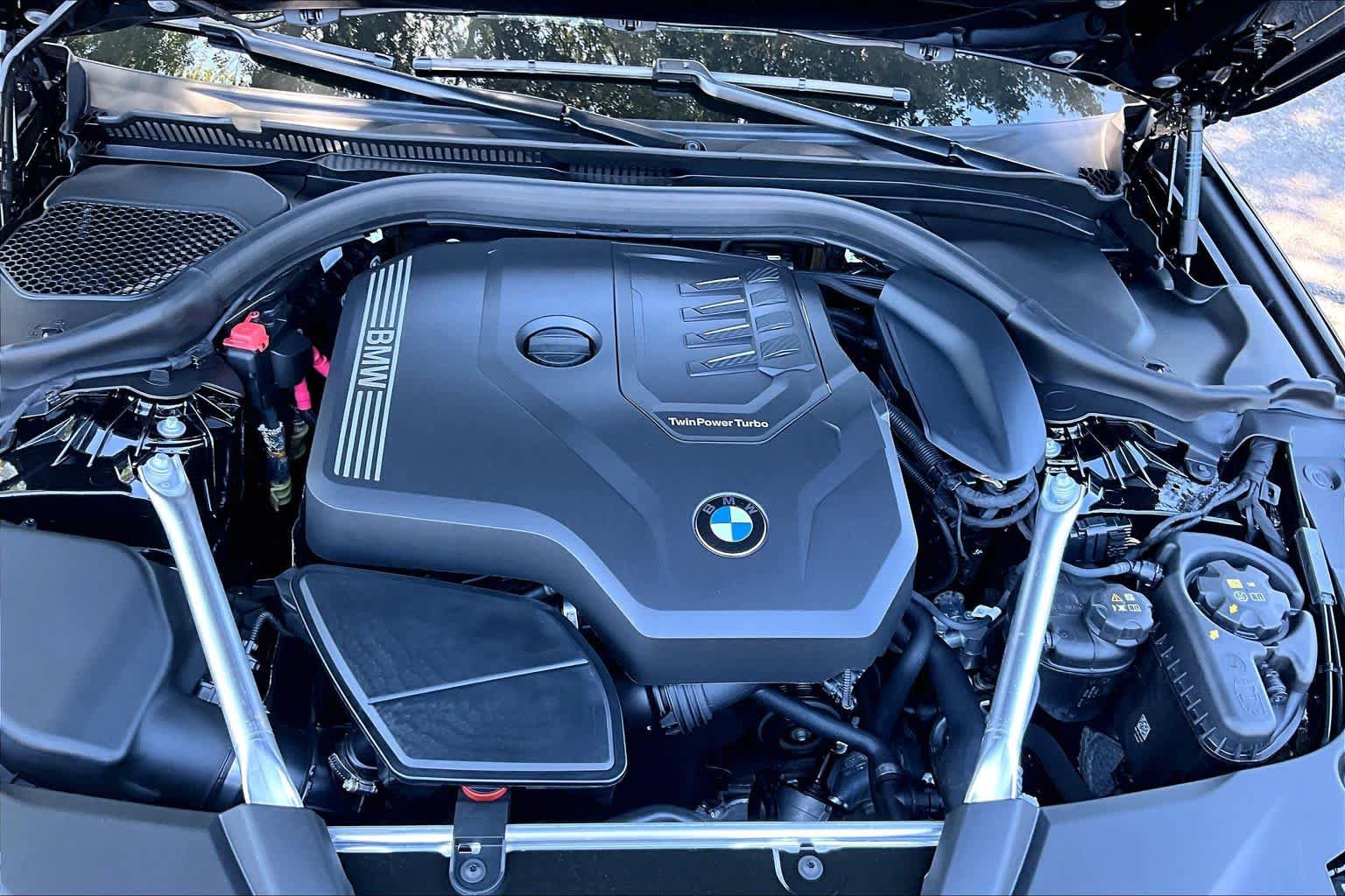 Certified 2023 BMW 530i w/ Premium Package RWD image 31