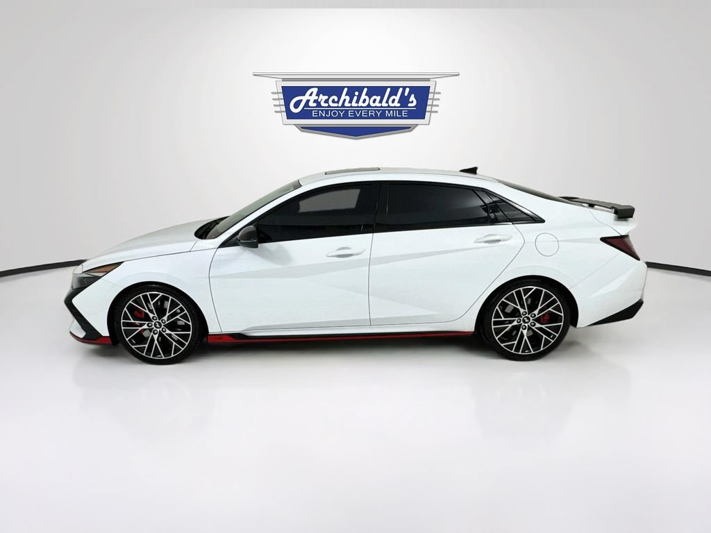 Used 2022 Hyundai Elantra N FWD image 5