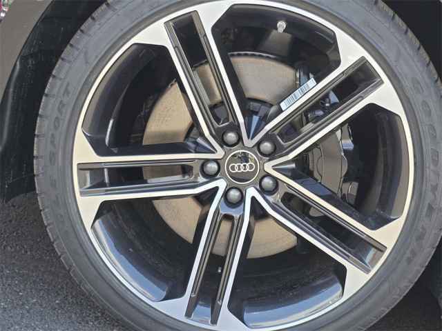 New 2025 Audi A8 L 3.0T image 27