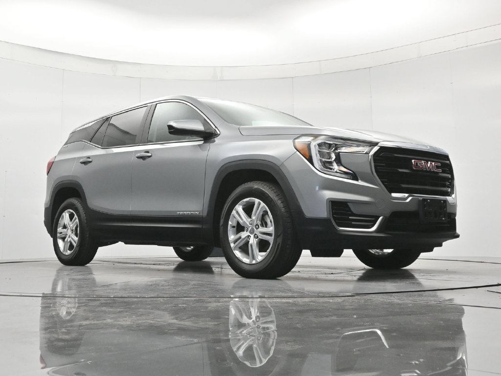 Used 2024 GMC Terrain SLE AWD/4WD image 38
