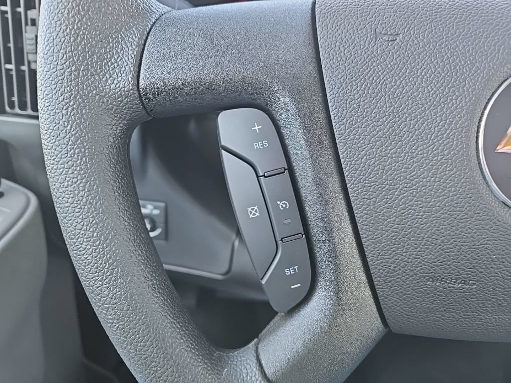 Used 2025 Chevrolet Express 3500 LT w/ LT Preferred Equipment Group RWD image 19