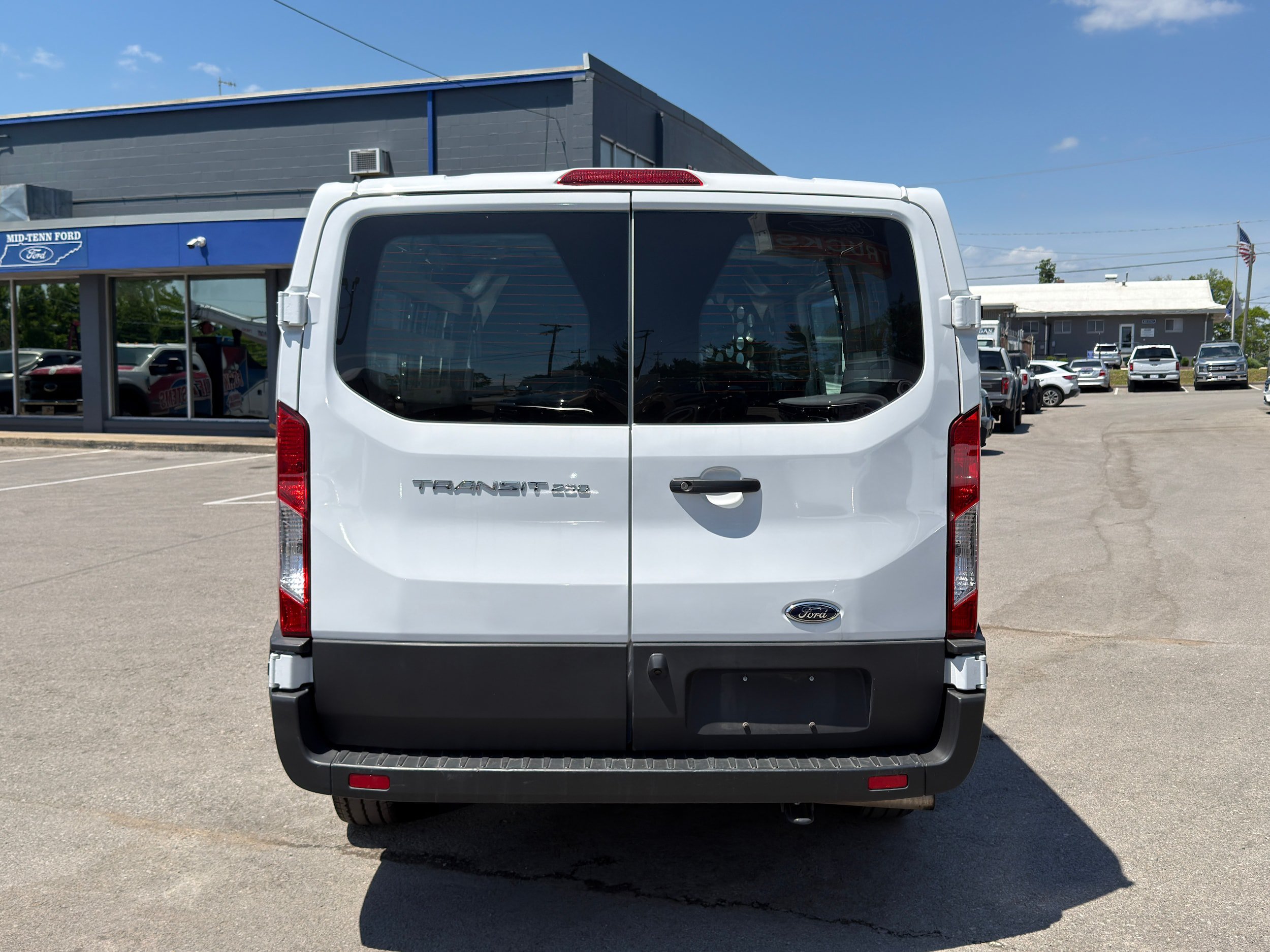 Used 2025 Ford Transit 250 Low Roof w/ Exterior Upgrade Package RWD image 6