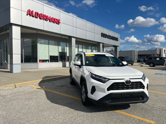 Certified 2025 Toyota RAV4 XLE AWD/4WD image 1