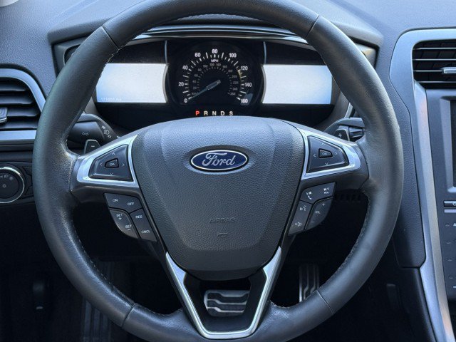 Used 2015 Ford Fusion Titanium AWD/4WD image 23
