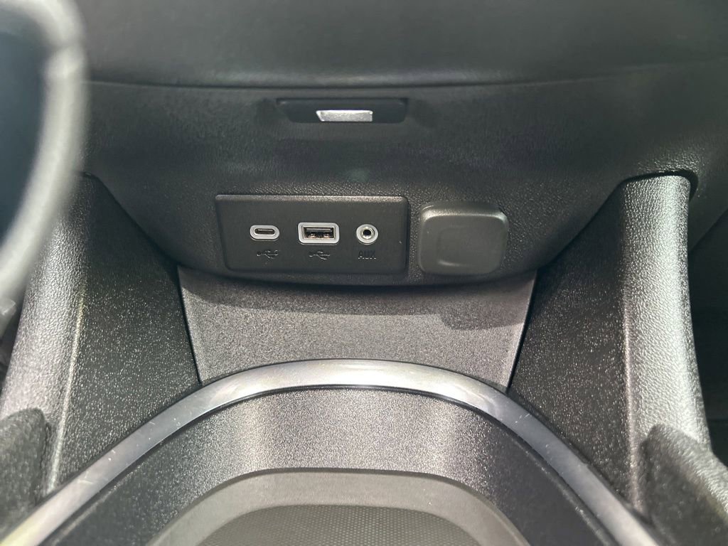 Used 2025 Chevrolet Malibu LT image 26