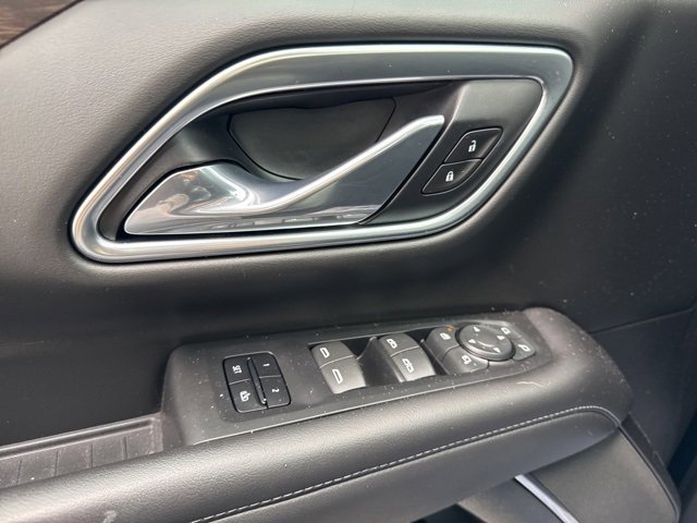 Used 2021 Chevrolet Tahoe Z71 w/ Z71 Signature Package image 24