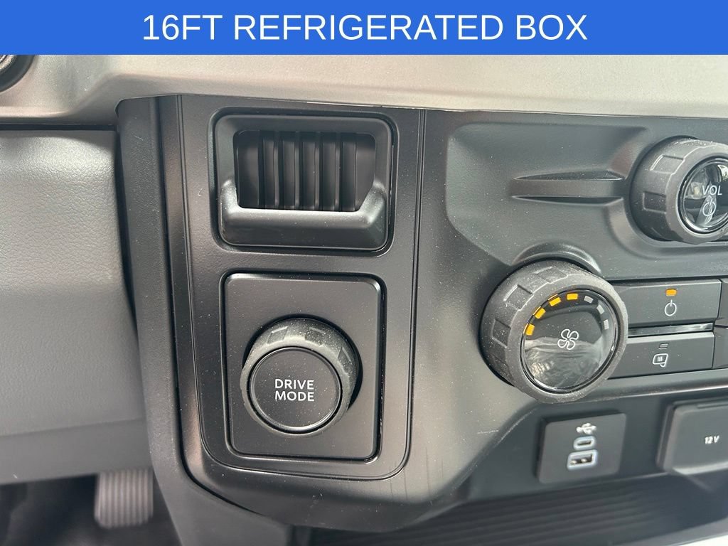 New 2026 Ford F550 2WD Regular Cab Super Duty image 21