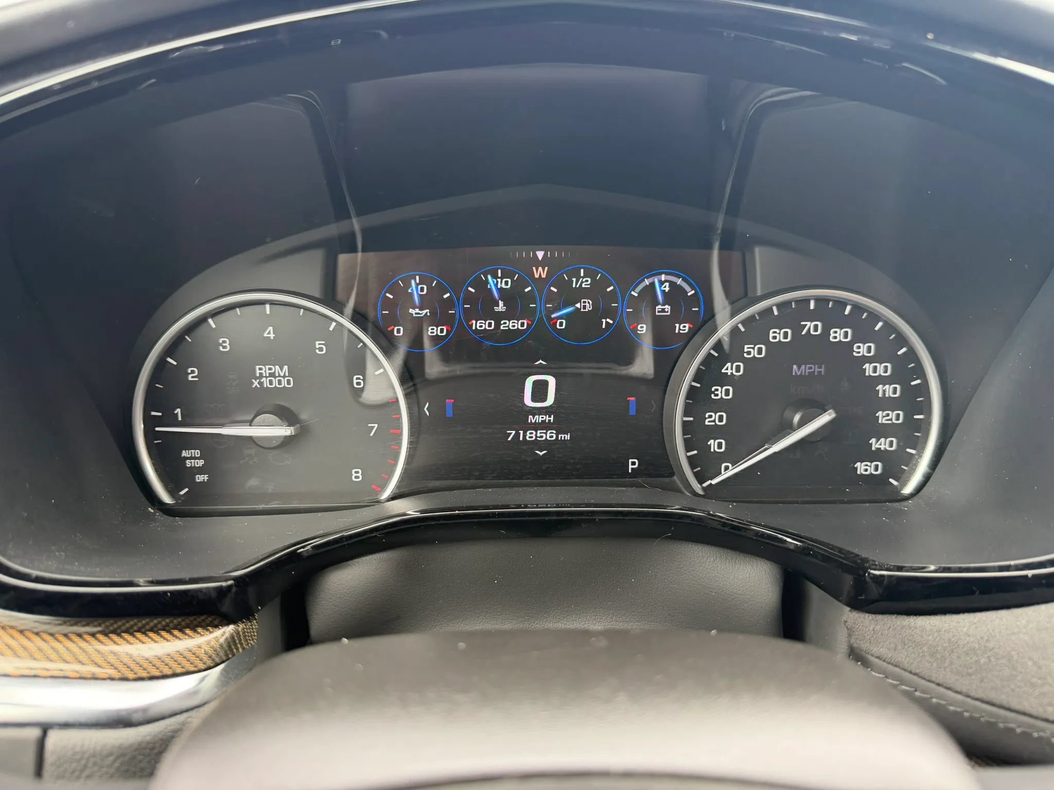 Used 2017 Cadillac XT5 Platinum AWD/4WD image 16