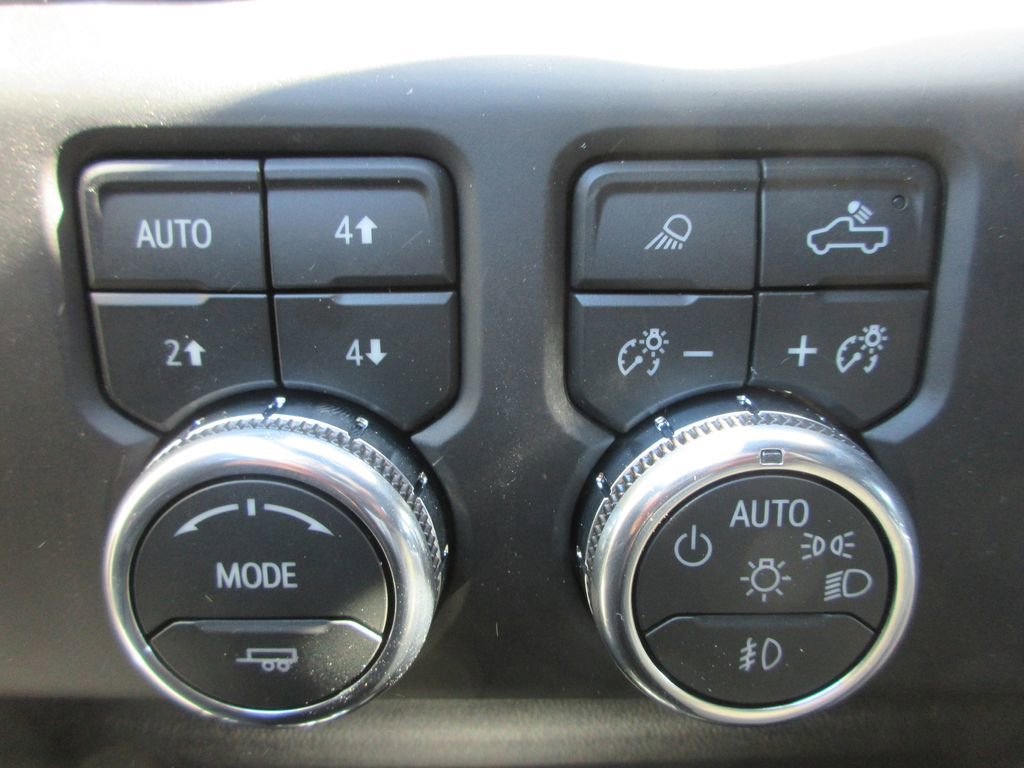 New 2026 GMC Sierra 1500 AT4 w/ AT4 Premium Package AWD/4WD image 19