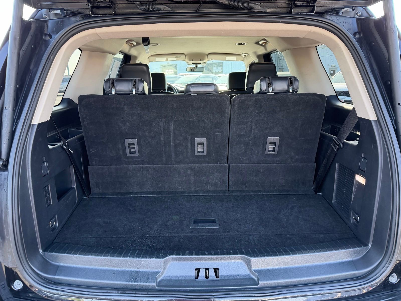 Used 2024 Ford Expedition XLT AWD/4WD image 12