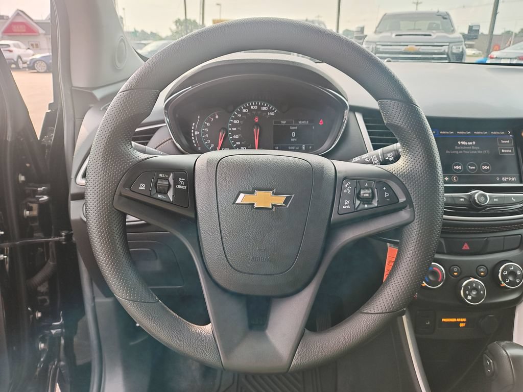 Used 2022 Chevrolet Trax LS w/ Tint and Cruise Package FWD image 17