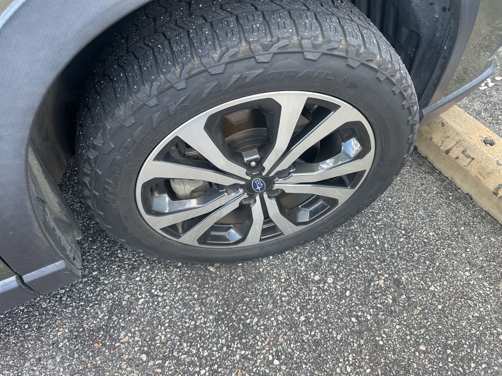 Used 2022 Subaru Forester Limited w/ Popular Package #3 image 7