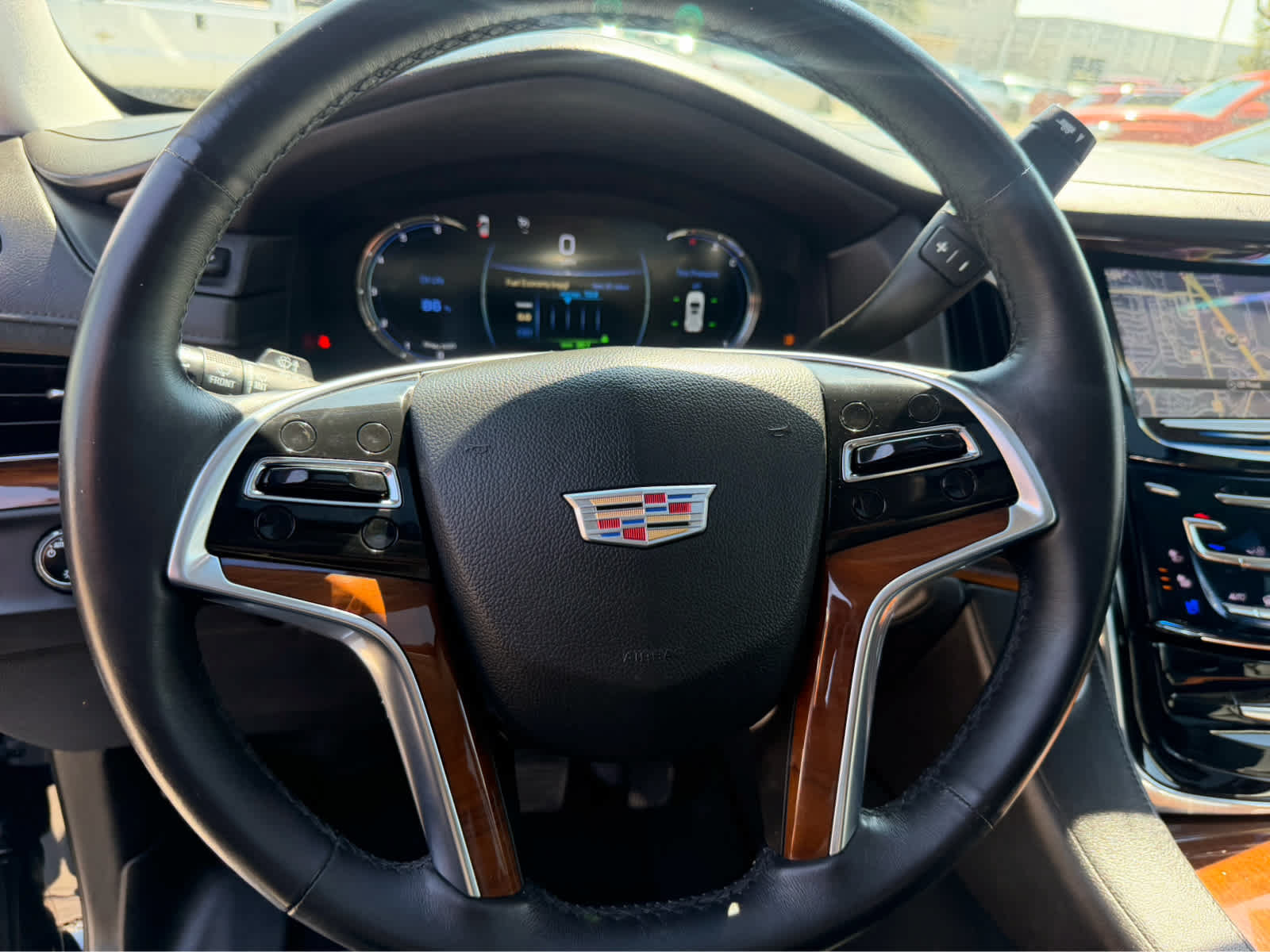 Used 2017 Cadillac Escalade ESV Luxury AWD/4WD image 37
