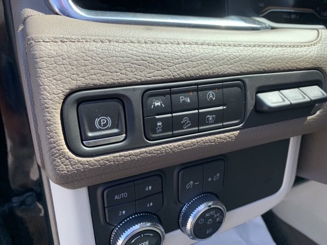 Used 2023 GMC Yukon Denali image 27