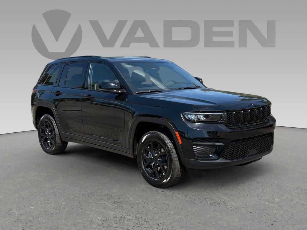 New 2025 Jeep Grand Cherokee Laredo
