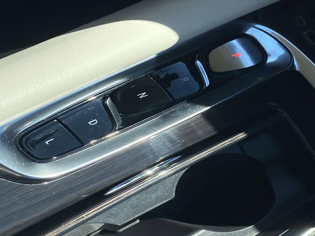 Used 2022 Buick Enclave Essence w/ Experience Buick Package image 28