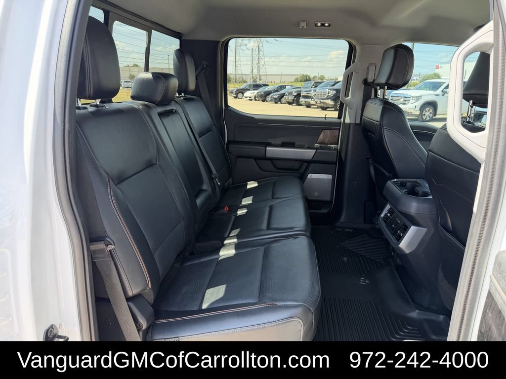 Used 2023 Ford F250 Lariat w/ Sport Appearance Package AWD/4WD image 32